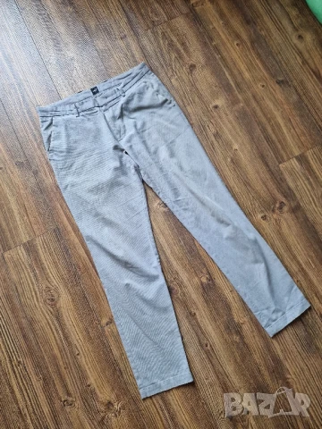 Страхотен мъжки панталон HUGO BOSS размер 48 / М, снимка 2 - Панталони - 51364600