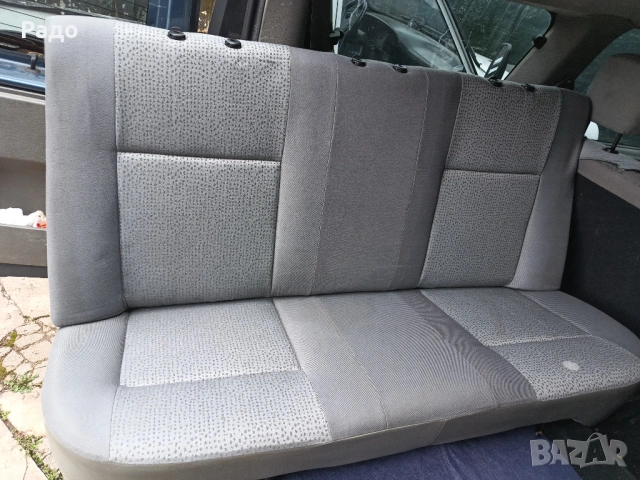 Задна седалка - Dacia Logan /Седан 