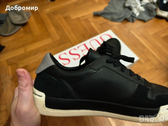 Спортни кецове Guess 43 номер , снимка 3 - Маратонки - 54184905