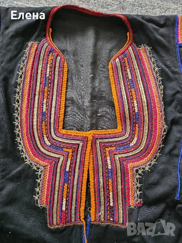 Автентична кюстендилска, казмирена сая за носия. Сърма, снимка 3 - Антикварни и старинни предмети - 54048241