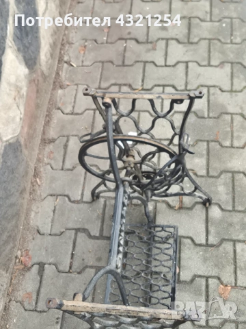 Крака за машина SINGER, снимка 7 - Антикварни и старинни предмети - 53335983