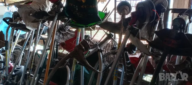 Бензинови тримери храсторези в суров вид на едро. За ремонт или за части., снимка 5 - Градинска техника - 49809956