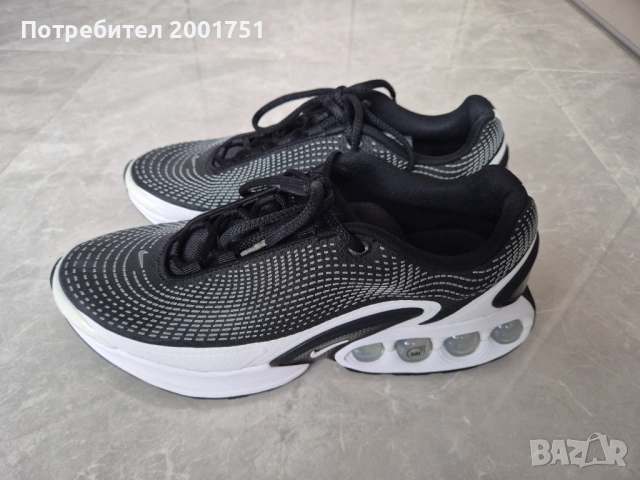 NIKE AIR MAX DN, 43 номер, снимка 4 - Спортни обувки - 53181499