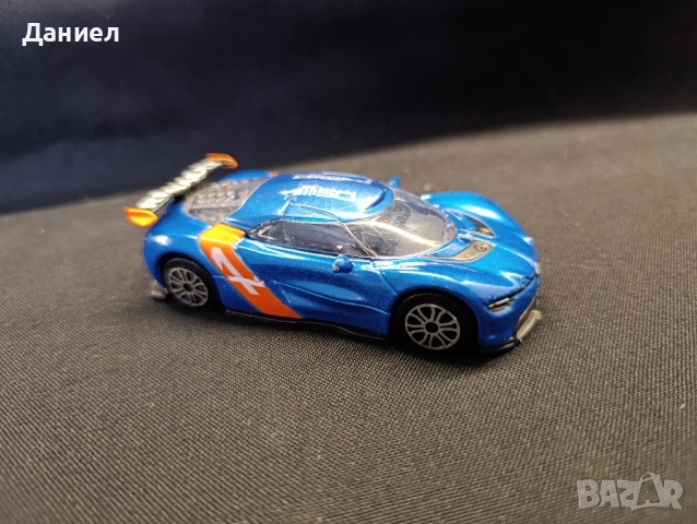 Количка Burago Renault Alpine , снимка 2 - Колекции - 52020766