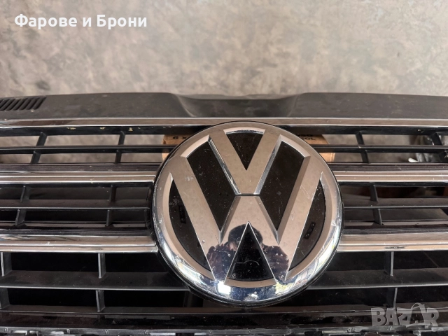 VW Transporter решетка , снимка 2 - Части - 51745346