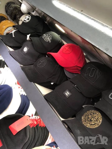 шчпки с козирка dsquared2 nike puma celine amiri, снимка 11 - Шапки - 51356193