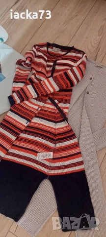 Дрешки Next 7-8-9 години, снимка 12 - Детски пуловери и жилетки - 52218917