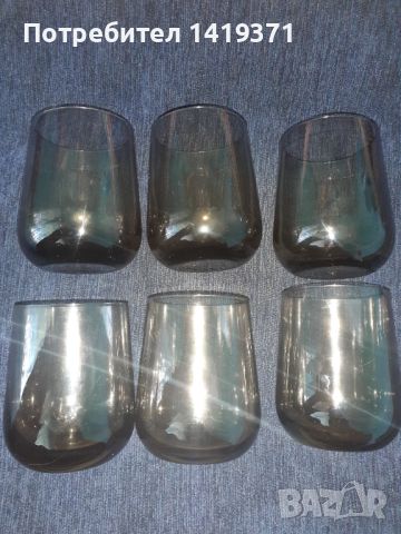 Комплект от 6 черни прозрачни чашки