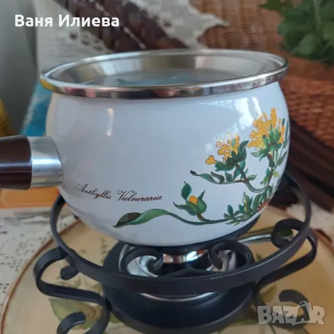 Нов комплект за фондю Villeroy &Boch , снимка 3 - Прибори за хранене, готвене и сервиране - 48714187