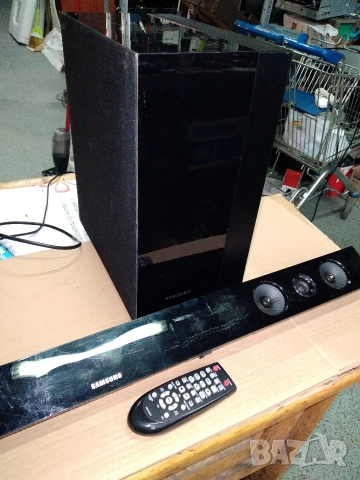 2.1 Саундбар SAMSUNG HW-F450, снимка 3 - Аудиосистеми - 52659051