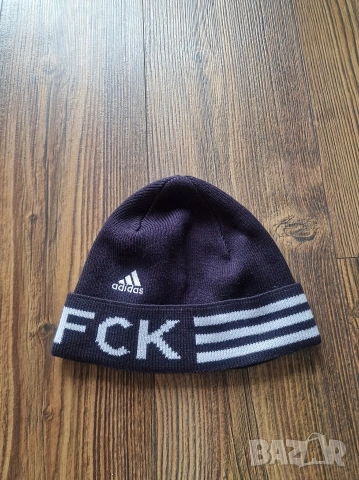 Страхотна зимна мъжка шапка ADIDAS един размер 