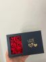 Красив нежен гердан в красива черна кутия с вечни червени рози , снимка 3