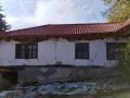 Къща с чисто нов покрив, на 13км.от Трявна , снимка 6