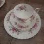 Троен сет ROYAL ALBERT СЕРИЯ MOSS ROSE, снимка 4