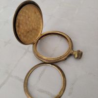 Каса за джобен часовник, снимка 2 - Антикварни и старинни предмети - 45383763