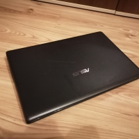 Лаптоп Asus (асус) x55a, снимка 3 - Лаптопи за дома - 44995808