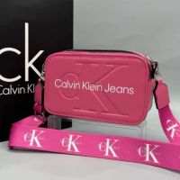 висококачествени дамски чанти Calvin Klein , снимка 1 - Чанти - 45608079