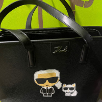 Дамска чанта Karl Lagerfeld kids new , снимка 1 - Чанти - 44993553