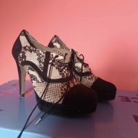 Женски обувки на висок ток, снимка 1 - Дамски обувки на ток - 45370755