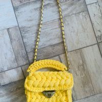 НОВА плетена чанта , снимка 1 - Чанти - 45605567