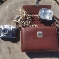 Фотоапарат Beirette и съветска светкавица Чайка, снимка 1 - Антикварни и старинни предмети - 45263095