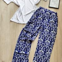 комплект блуза и панталони, снимка 1 - Комплекти - 45439142