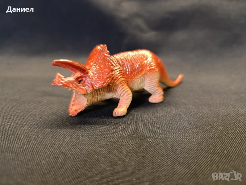 Динозавър играчка , снимка 1