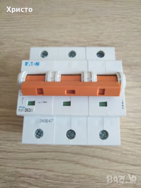 Автоматичен трифазен предпазител , снимка 1