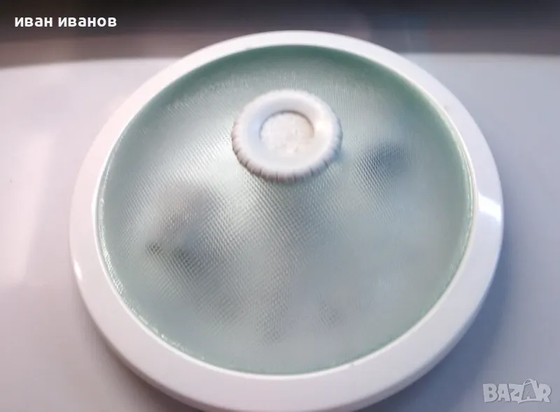 плафон за 2 лампи, снимка 1