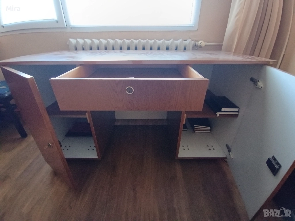 Дървено бъро със заключващи се чекмеджета, снимка 1