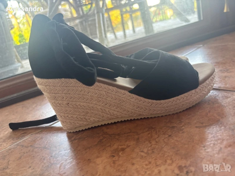 Сандали Нови, снимка 1