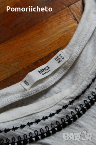 Красива, лятна, бяла блуза с ръкави тип крила от Mango, снимка 5 - Тениски - 54127210