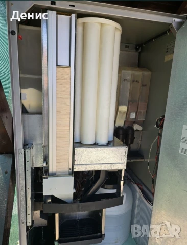 Вендинг кафемашина Zenith Necta, снимка 7 - Вендинг машини - 50764878