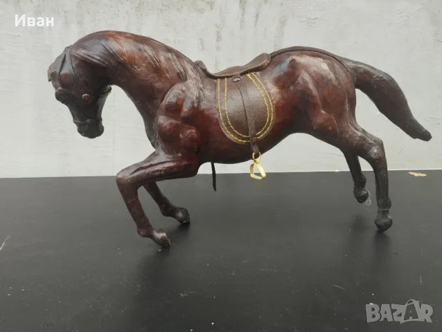 Ретро Кожена фигурка на Кон , снимка 2 - Антикварни и старинни предмети - 50243121