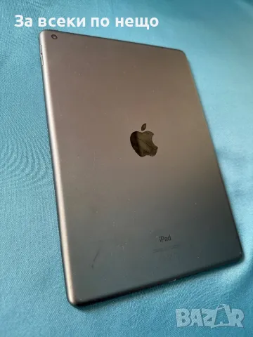 	ЗА ЧАСТИ! Заключен Таблет Apple iPad 10.2 8th Gen A2270 (2020) 128GB, снимка 4 - Таблети - 47173952