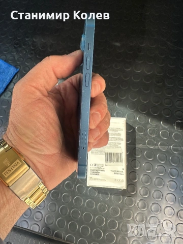 Продавам  IPhone 13, снимка 2 - Apple iPhone - 53646539