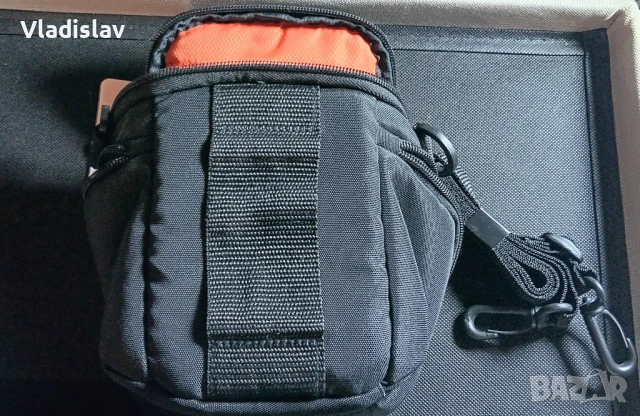 Фото чанта Case Logic DCB 304K, снимка 2 - Чанти - 52081294