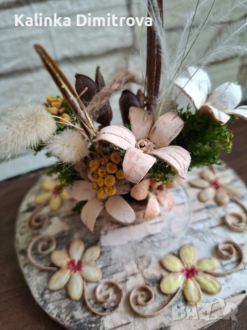 Декорация с цветя от брезова кора.