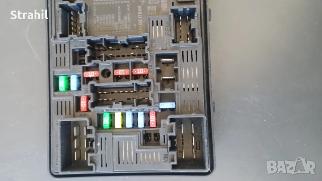 Бушониера за Renault Clio V 284B61704R 5AMJ15F14, снимка 3 - Части - 53174360