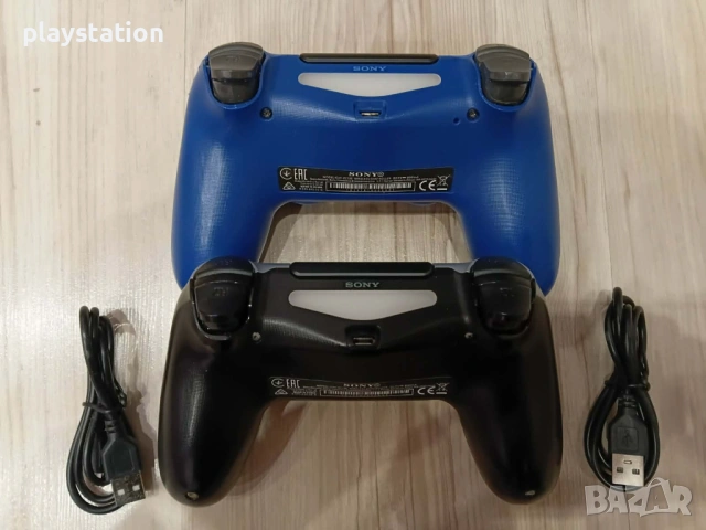 Лимитирани контролери Sony DualShock 4 V2 за PS4 – Gran Turismo & PlayStation F.C., снимка 2 - Аксесоари - 53849543