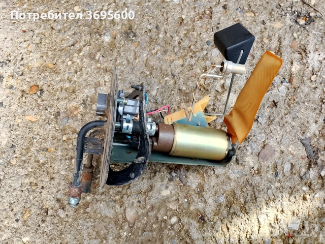 Бензинова помпа Toyota Corolla E11 Тойота Корола 1.4 97г-02г