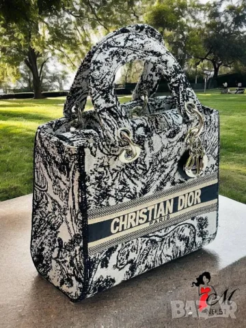 дамски чанти christian dior , снимка 5 - Чанти - 46936174