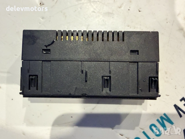 5NA035700 USB порт от Volkswagen Golf VIII, 2.0 TDI BlueMotion, двигател DTTC, 150 кс., снимка 2 - Части - 53033370