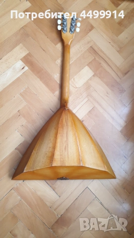 Струнен музикален инструмент-Балалайка, снимка 8 - Струнни инструменти - 53098560