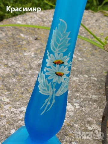 Винтидж ваза от сатенено стъкло Westmoreland Blue Mist, ръчно рисувана 📐 23 см , снимка 2 - Антикварни и старинни предмети - 50680688