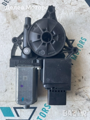 Предно ляво моторче стъклоповдигвач 9811848780 от Peugeot 5008, 1.6 BlueHDI, automatic, 120 ph., снимка 2 - Части - 51431280