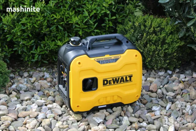  Инверторен бензинов генератор DeWalt DXGNI35E 3400 W, 230V, снимка 3 - Генератори - 46846866