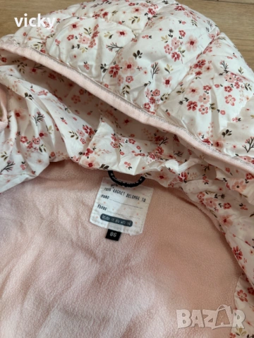 Елек/грейка с флорални мотиви Reserved, размер 86 и 98, снимка 7 - Детски якета и елеци - 46421085