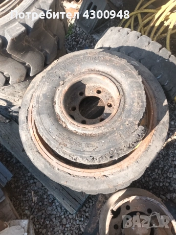Джанти и гуми за мотокари, снимка 5 - Индустриална техника - 53960321