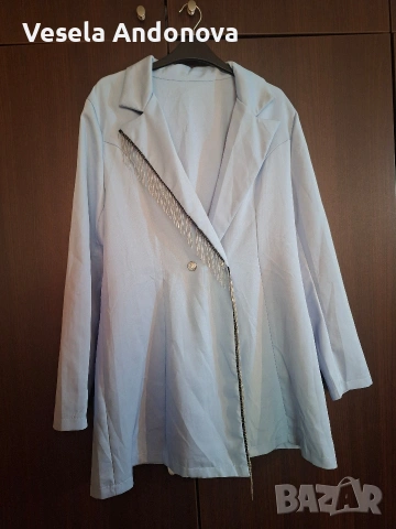 Дамска рокля Allurite с дълъг ръкав и двойни копчета и пискюли, снимка 2 - Рокли - 54193512